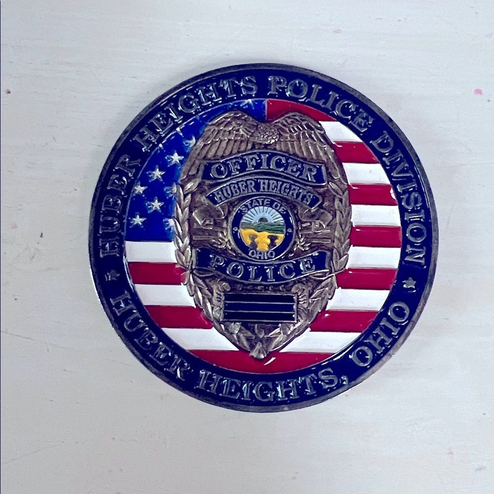 Huber Heights Police Division Hubert Heights Ohio Challenge coin exc cond enamel